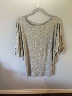 NWT NATURAL LIFE Light Gray Draped Short Sleeve Tee Size L